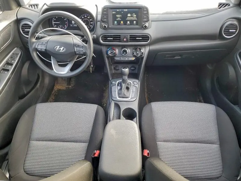 2019 HYUNDAI KONA SE  