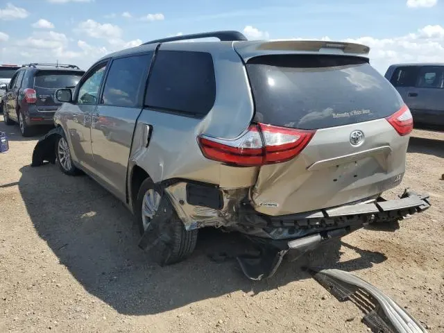 2017 TOYOTA SIENNA LE  