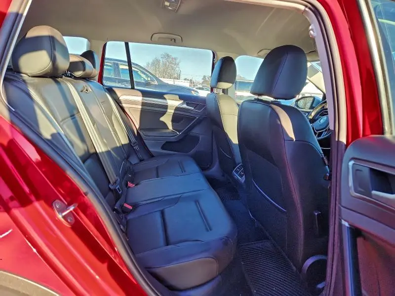 2017 VOLKSWAGEN GOLF ALLTRACK S  