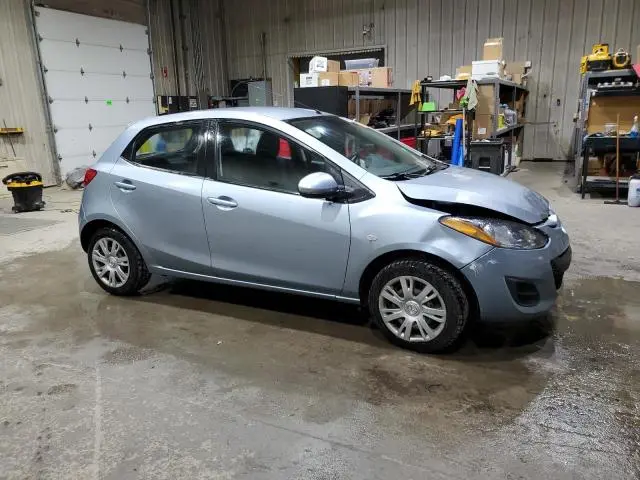 2013 MAZDA MAZDA2   