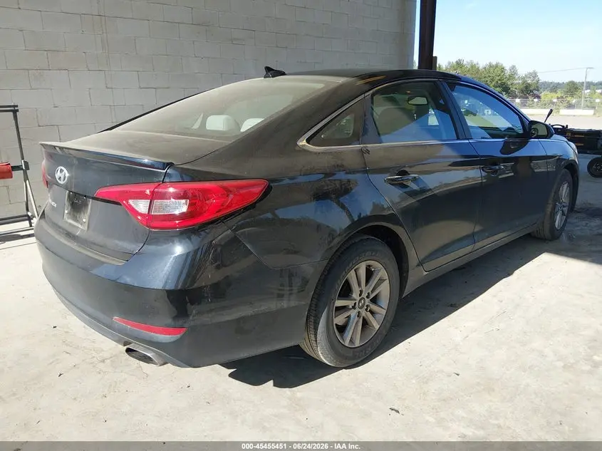 2016 HYUNDAI SONATA SE