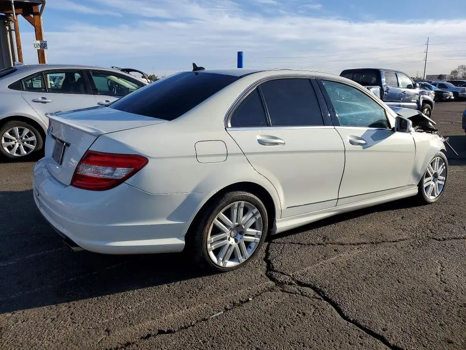 2011 MERCEDES-BENZ C 300 4MATIC  