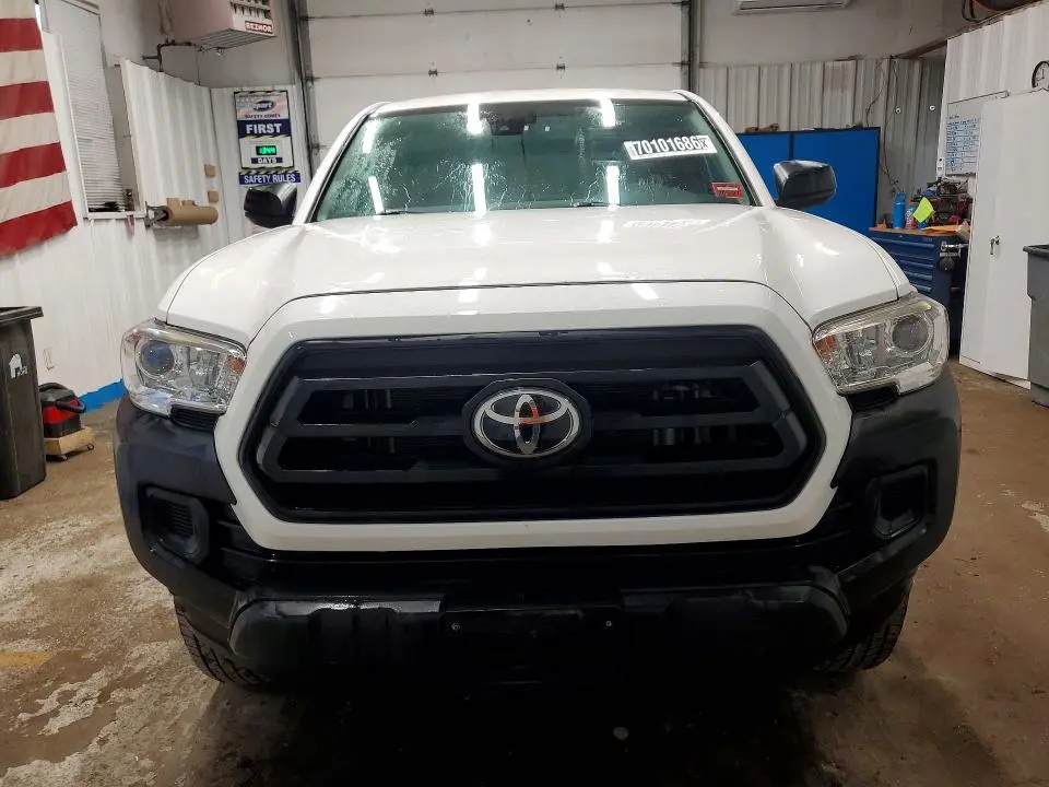 2021 TOYOTA TACOMA SR  