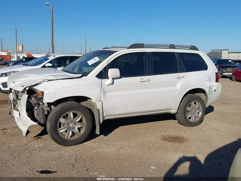 2011 MITSUBISHI ENDEAVOR  