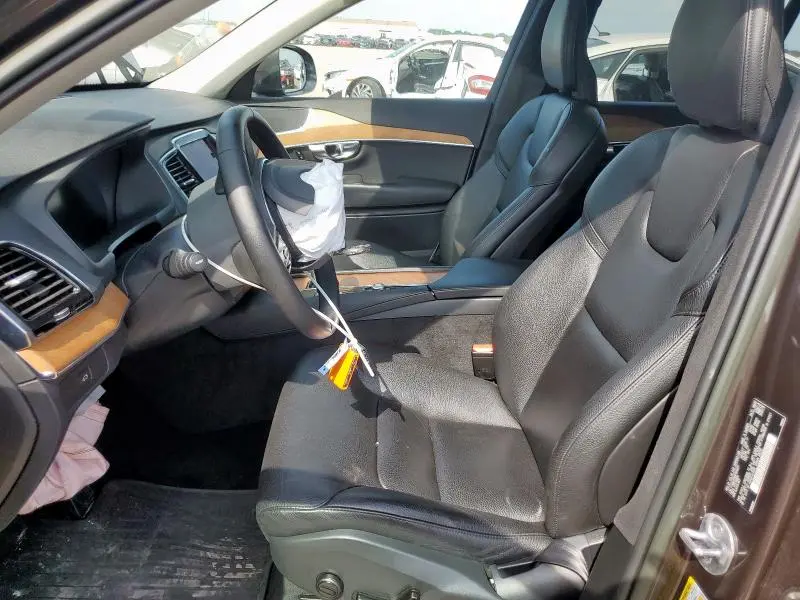 2023 VOLVO XC90 PLUS  