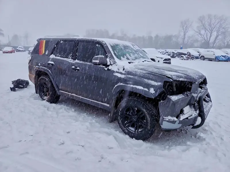 2011 TOYOTA 4RUNNER SR5  