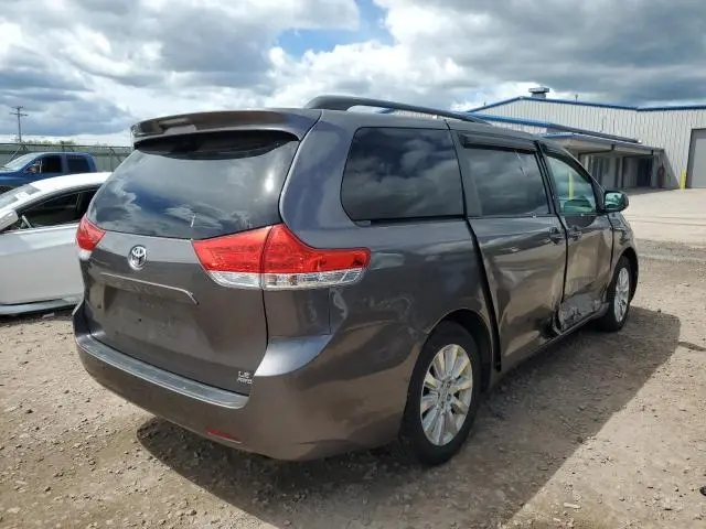 2011 TOYOTA SIENNA LE  
