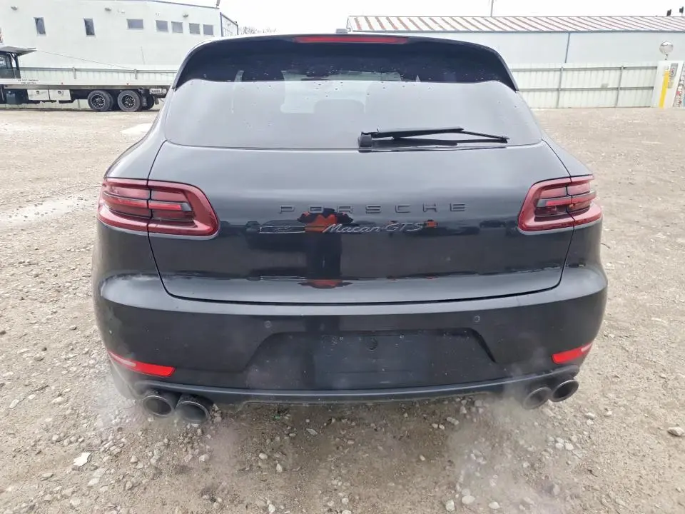 2017 PORSCHE MACAN GTS  