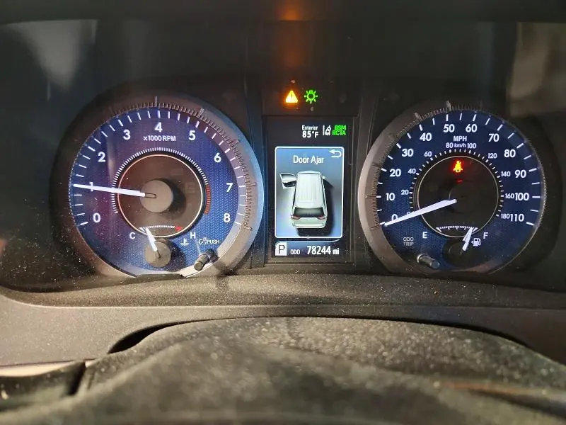 2020 TOYOTA SIENNA LE  
