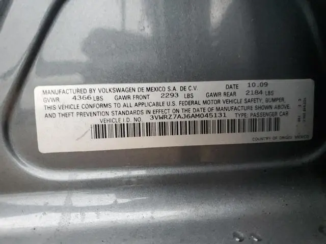 2010 VOLKSWAGEN JETTA SE  