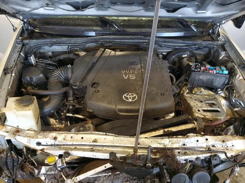 2012 TOYOTA TACOMA V6  