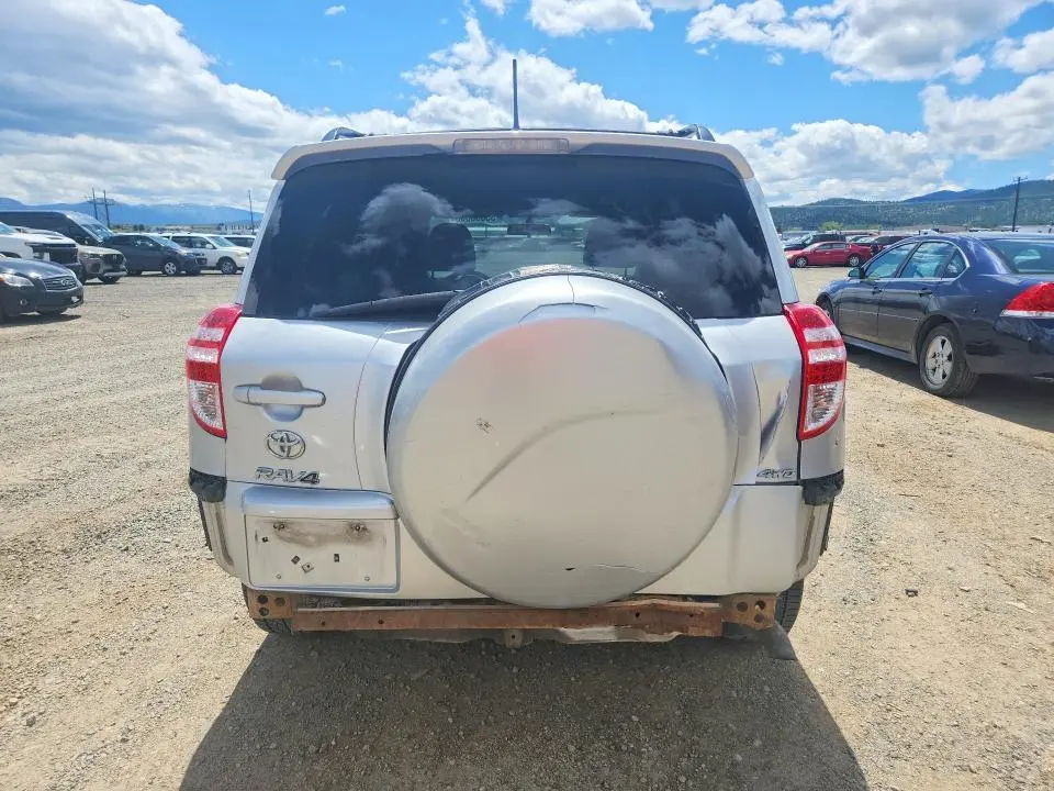 2011 TOYOTA RAV4 BASE  