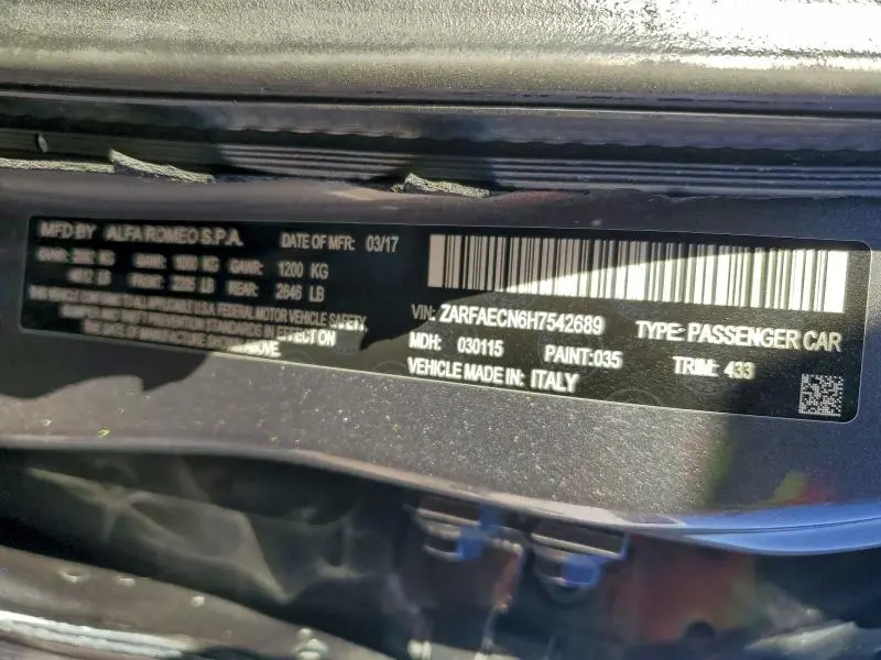 2017 ALFA ROMEO GIULIA TI  