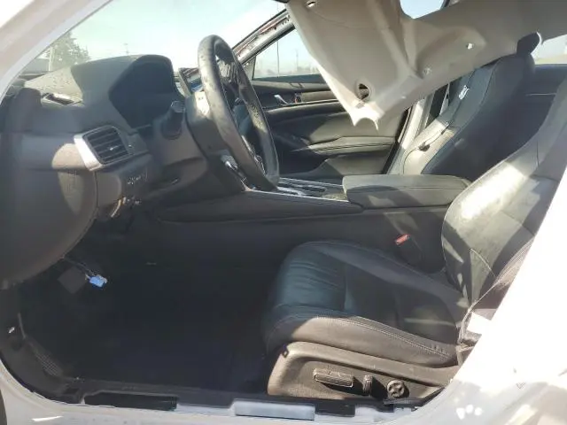 2018 HONDA ACCORD TOURING  