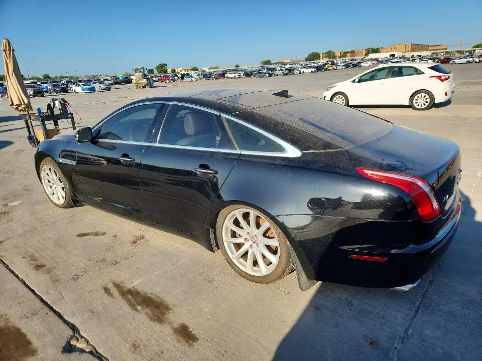 2013 JAGUAR XJ   