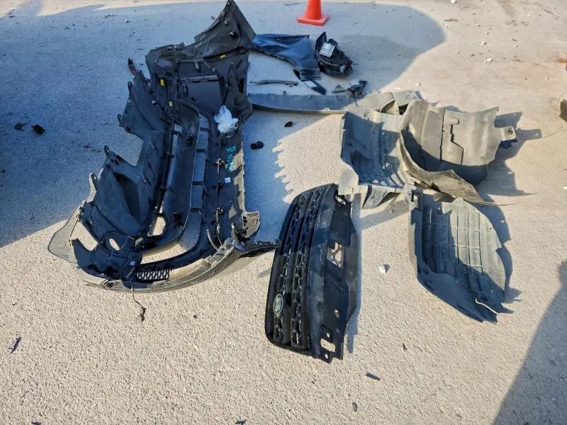 2019 LAND ROVER DISCOVERY SE  