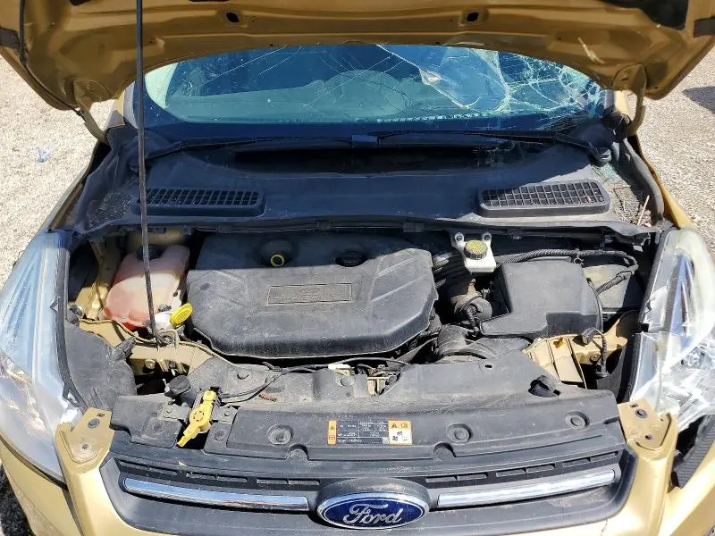 2015 FORD ESCAPE SE  