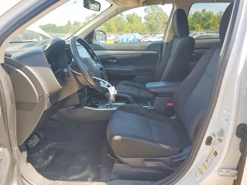 2018 MITSUBISHI OUTLANDER SE  