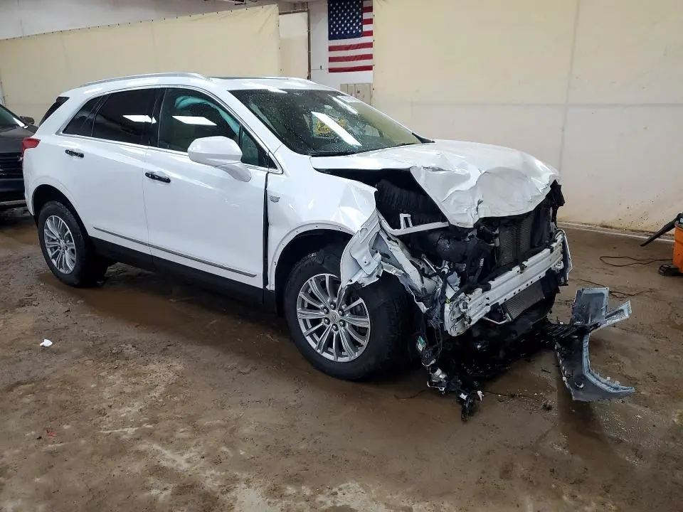 2019 CADILLAC XT5 LUXURY  