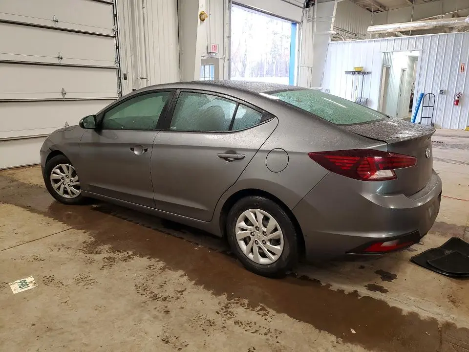 2019 HYUNDAI ELANTRA SE  