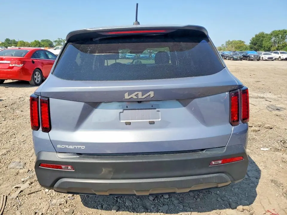 2023 KIA SORENTO LX  
