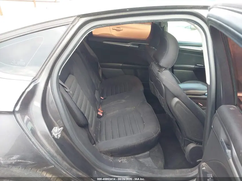 2015 FORD FUSION SE