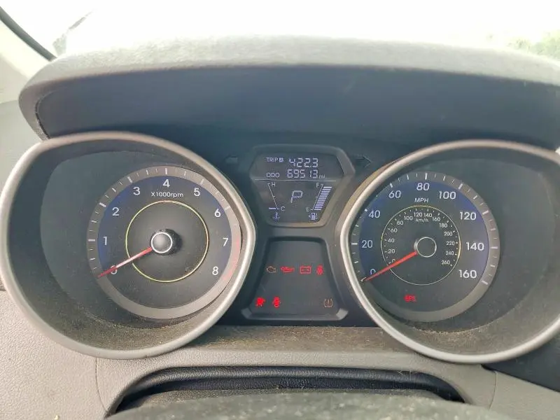 2011 HYUNDAI ELANTRA GLS  