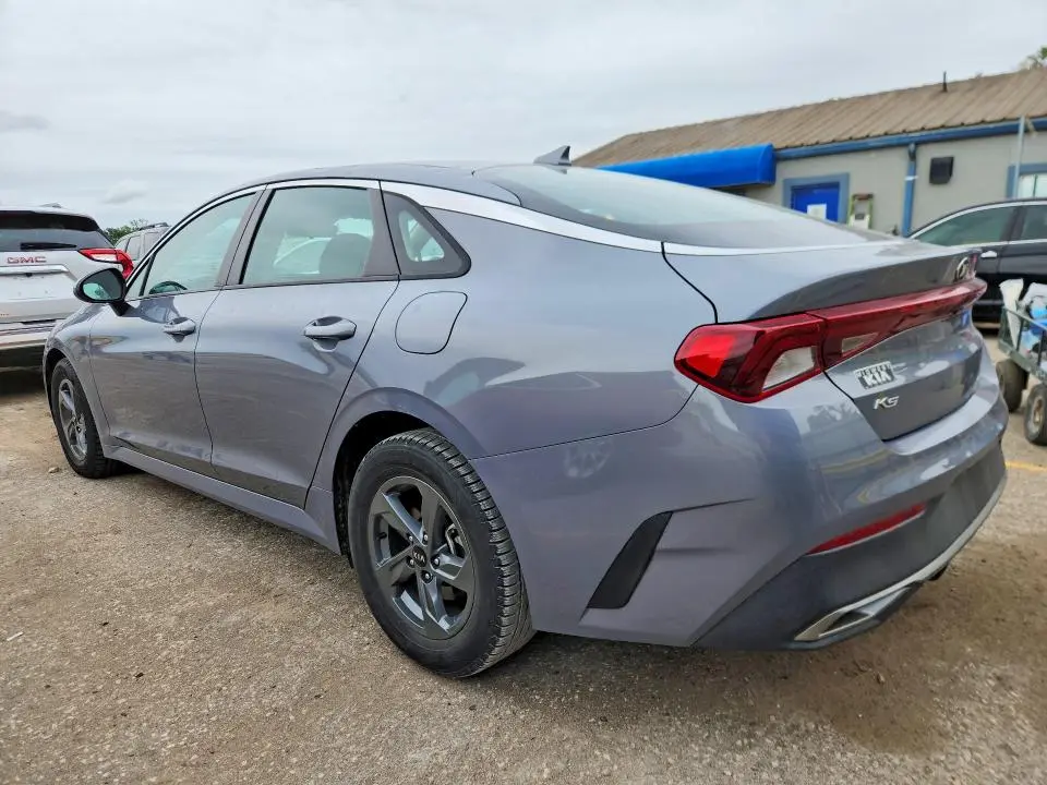 2021 KIA K5   