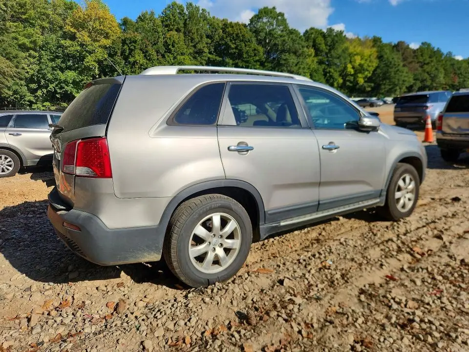 2012 KIA SORENTO LX  