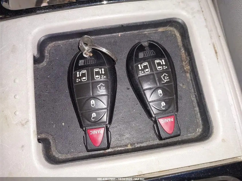 2012 CHRYSLER TOWN & COUNTRY TOURING