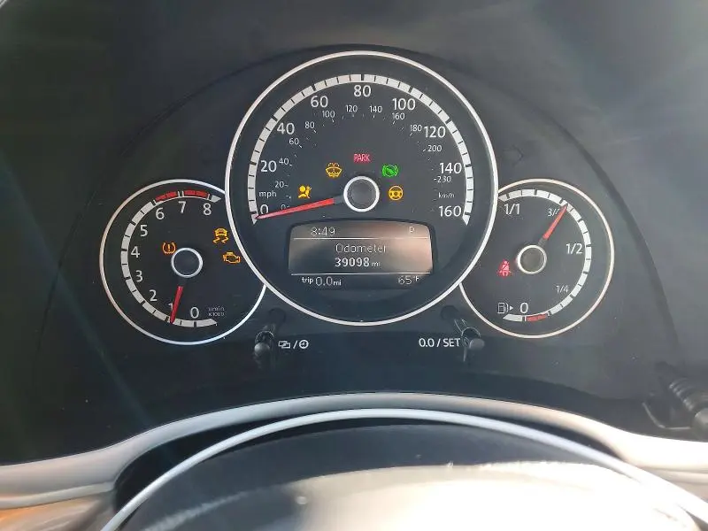 2014 VOLKSWAGEN BEETLE   
