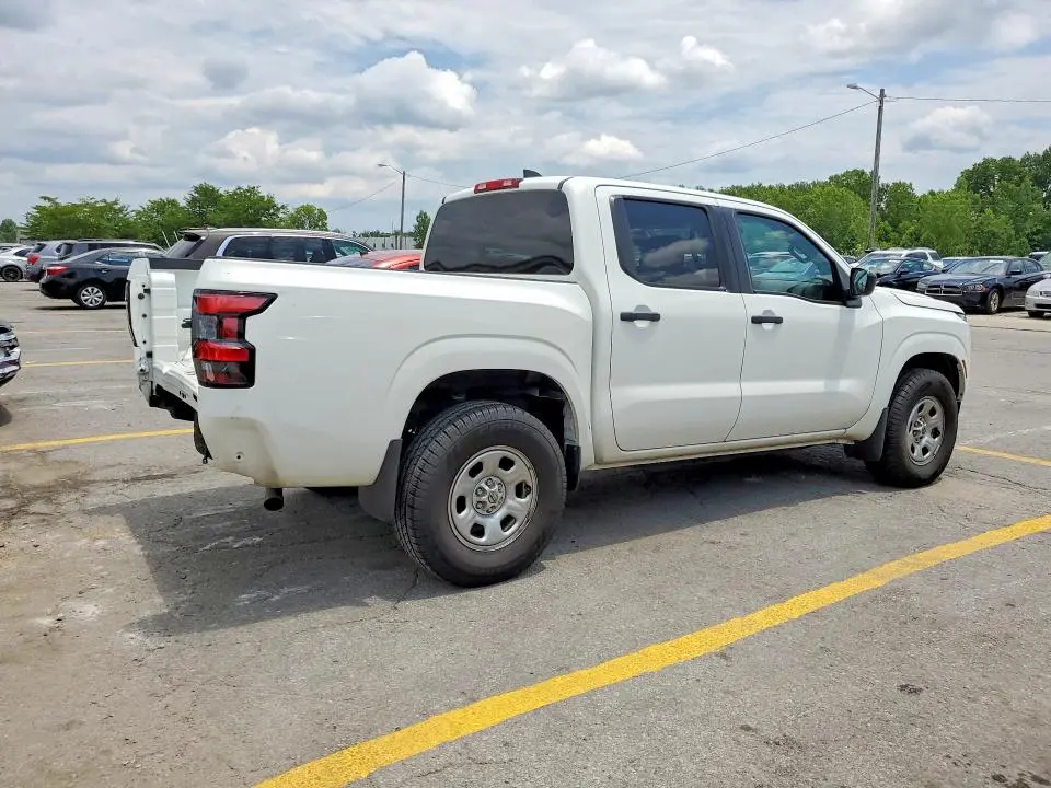 2022 NISSAN FRONTIER S  