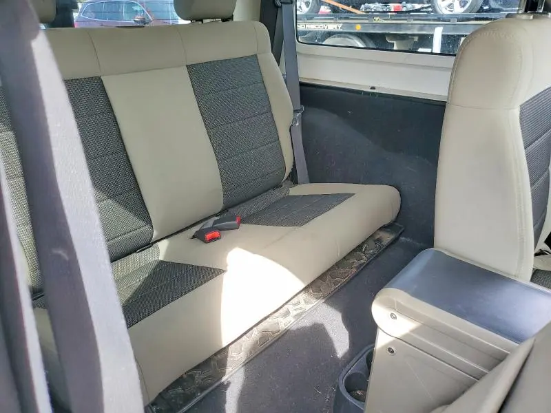 2010 JEEP WRANGLER SAHARA  