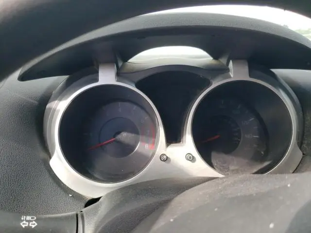 2013 NISSAN JUKE S  