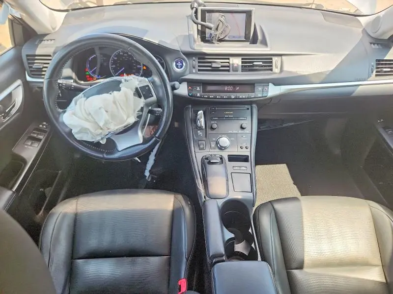2013 LEXUS CT 200  
