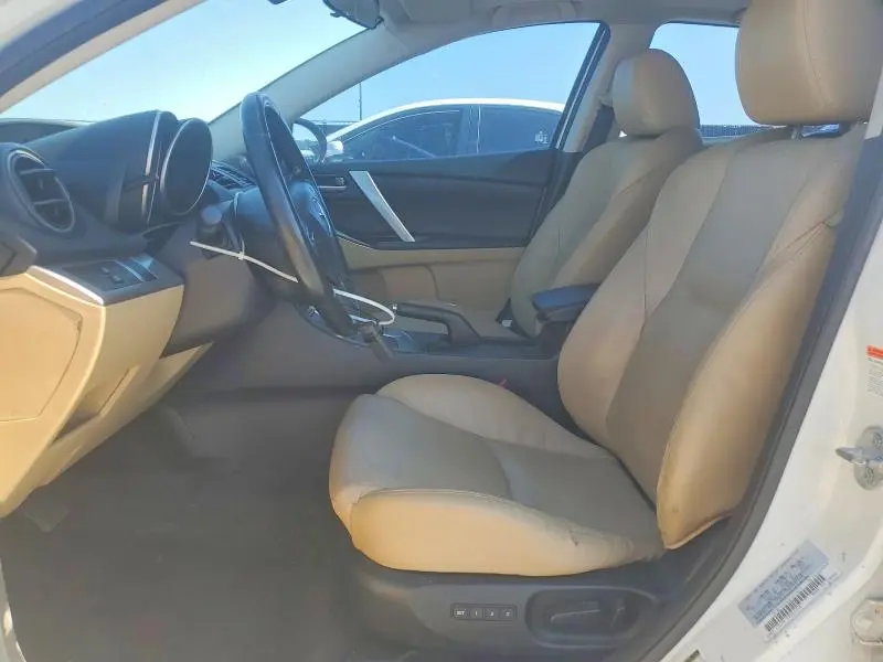 2010 MAZDA 3 S  