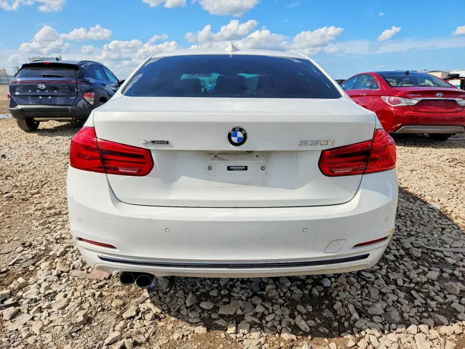 2017 BMW 330 XI  
