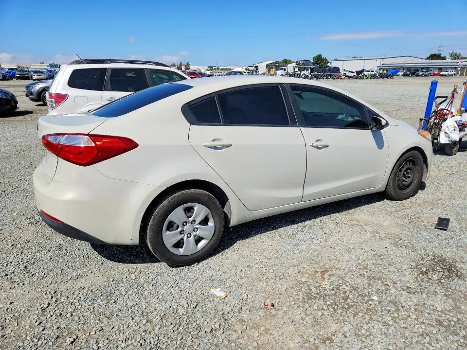 2015 KIA FORTE LX  