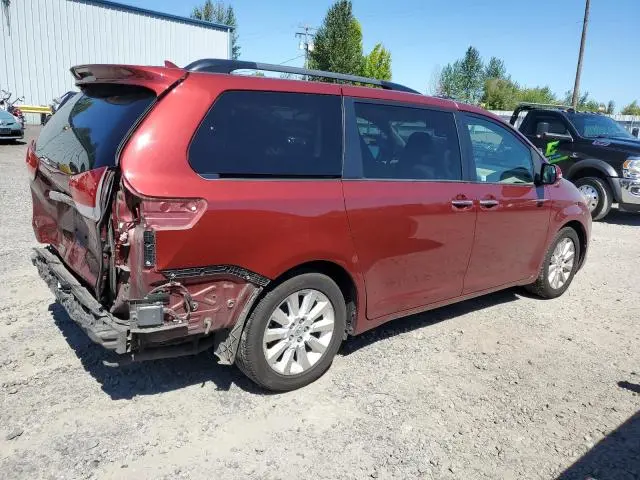 2014 TOYOTA SIENNA XLE  