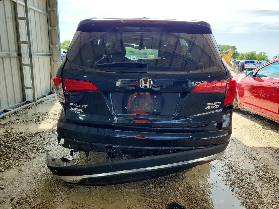 2018 HONDA PILOT TOURING  