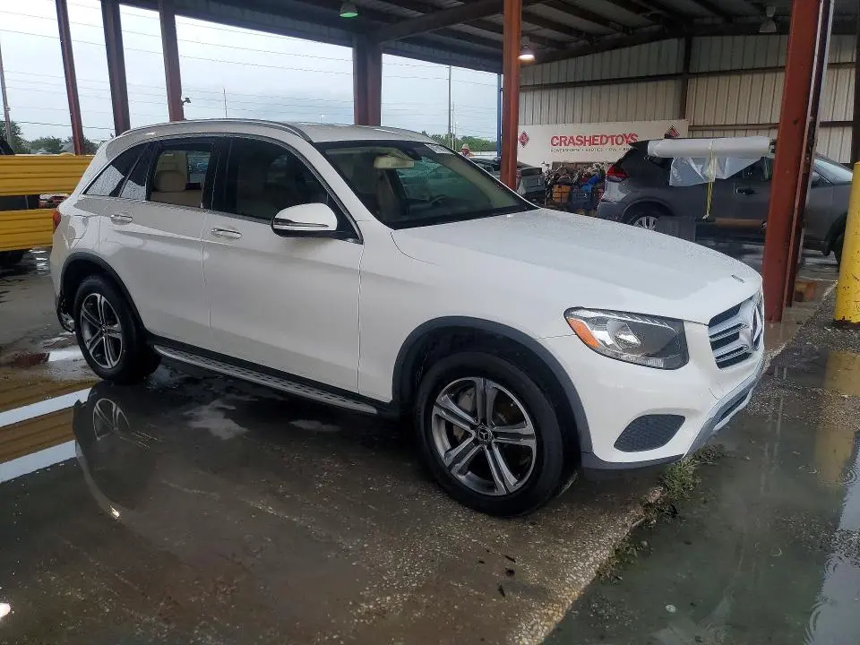 2019 MERCEDES-BENZ GLC 300 4MATIC  