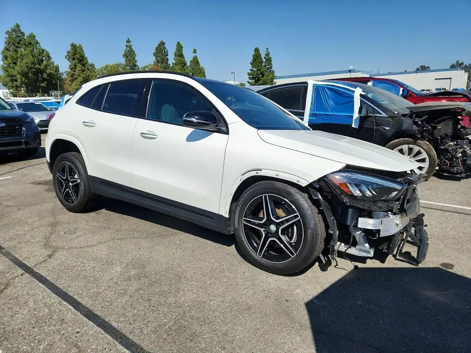 2024 MERCEDES-BENZ GLA 250  