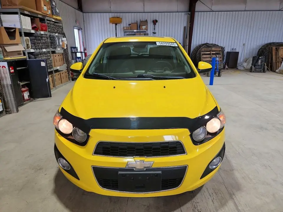 2015 CHEVROLET SONIC LT  