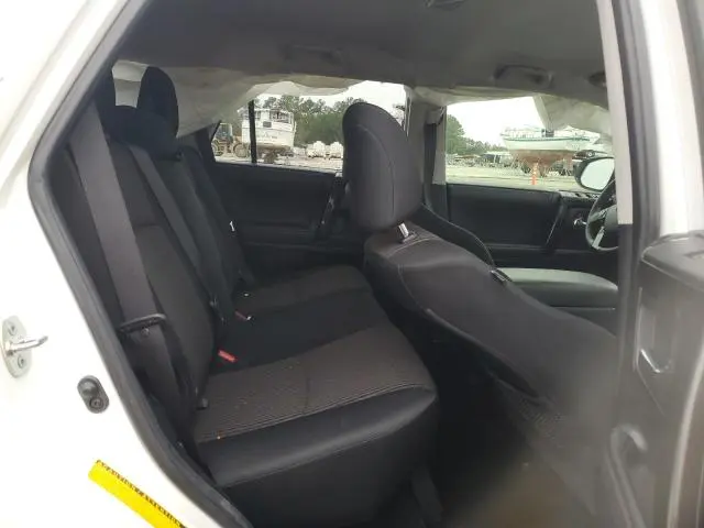 2023 TOYOTA 4RUNNER SE  