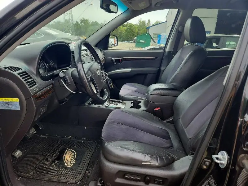 2010 HYUNDAI SANTA FE SE  