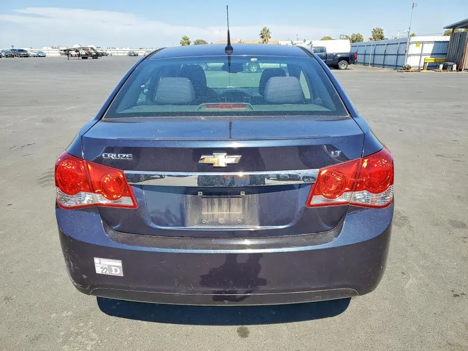 2014 CHEVROLET CRUZE LT  