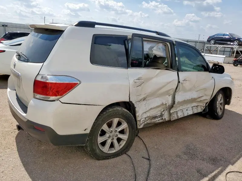 2013 TOYOTA HIGHLANDER BASE