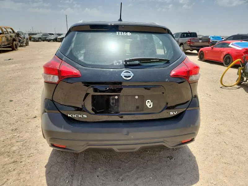 2019 NISSAN KICKS S  