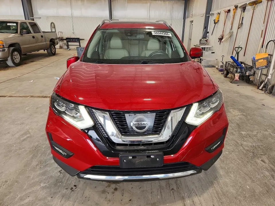 2017 NISSAN ROGUE SL  