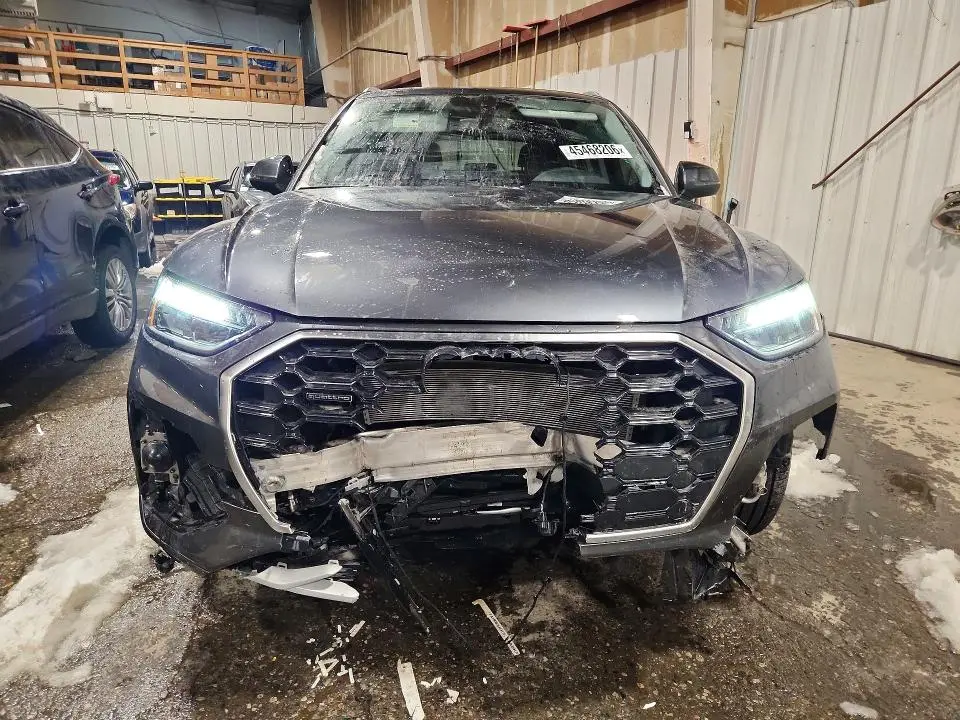 2025 AUDI Q5   